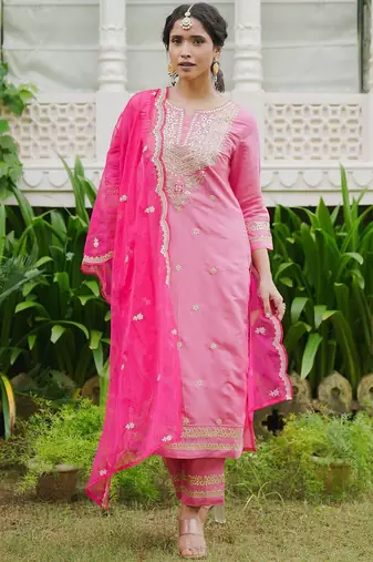 Ethnic Motifs Embroidered Thread Work Kurta with Trousers & Dupatta