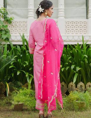 Ethnic Motifs Embroidered Thread Work Kurta with Trousers & Dupatta 3