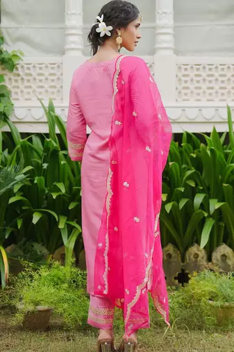 Ethnic Motifs Embroidered Thread Work Kurta with Trousers & Dupatta