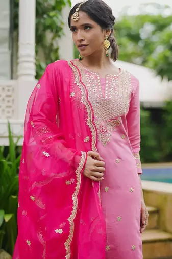 Ethnic Motifs Embroidered Thread Work Kurta with Trousers & Dupatta