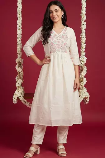 Women Floral Embroidered Empire Thread Work Cotton Kurta with Trousers