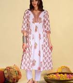 Women Ethnic Motifs Printed Tiered Cotton Kurta with Trousers