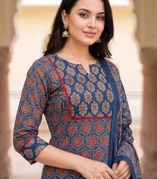 Women Ethnic Motifs Printed Cotton Kurta with Trousers & With Dupatta
