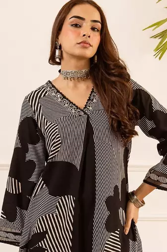 Women Printed Kurta with Palazzos