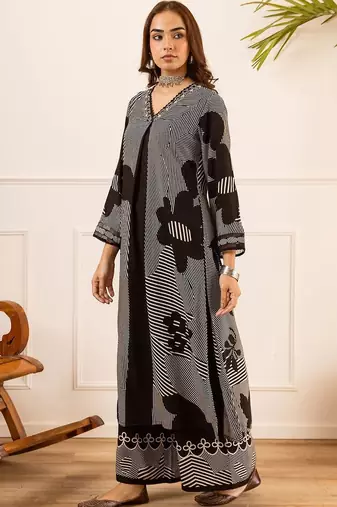 Women Printed Kurta with Palazzos