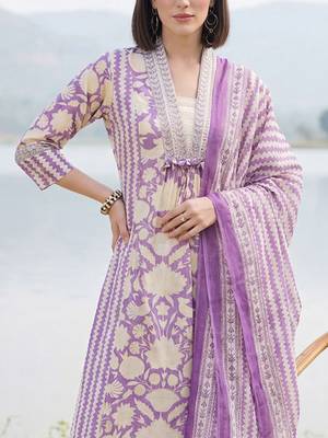 Women Floral Printed Panelled Mirror Work Cotton Kurta with Trousers & With Dupatta 3