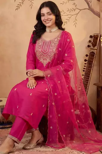 Women Ethnic Motifs Embroidered Regular Kurta with Trousers & With Dupatta
