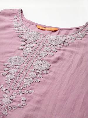 Women Ethnic Motifs Embroidered Kurta with Trousers & Dupatta 2