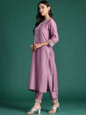 Women Ethnic Motifs Embroidered Kurta with Trousers & Dupatta 3