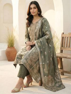 Women Ethnic Motifs Kurta with Trousers & With Dupatta 1
