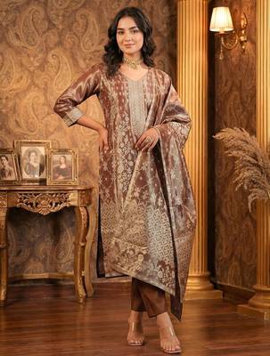 Women Ethnic Motifs Printed Kurta with Trousers & Dupatta 1