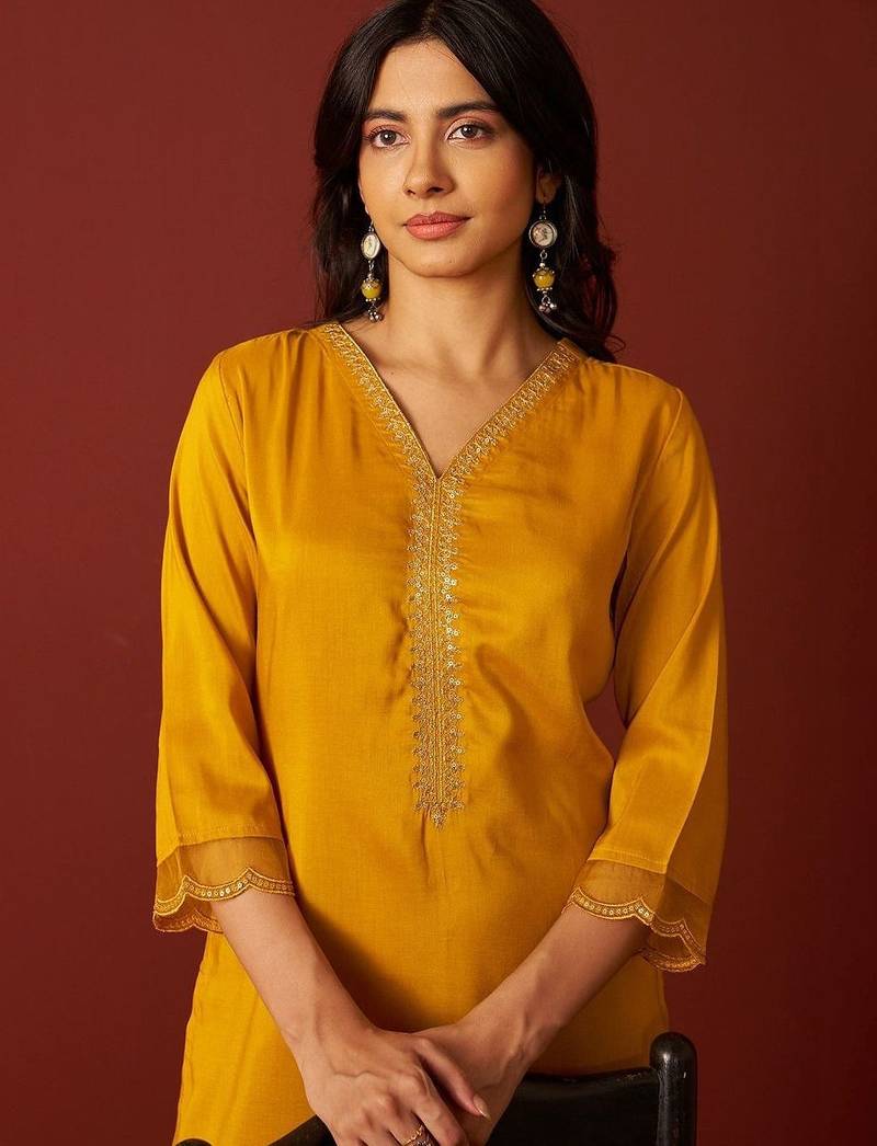 Women Ethnic Motifs Embroidered Sequinned Kurta with Trousers & With Dupatta