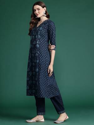 Floral Printed Panelled Cotton Kurta with Trousers & With Dupatta 6