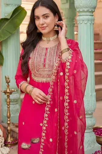Women Ethnic Motifs Embroidered Thread Work Kurta with Trousers & With Dupatta