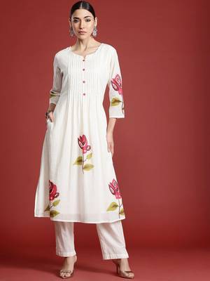 Floral Printed Cotton A-Line Kurta with Trousers 1