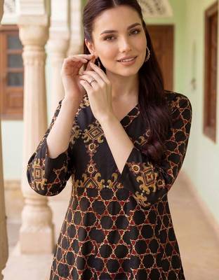 Women Printed Mirror Work Cotton Kurta with Trousers & With Dupatta 2