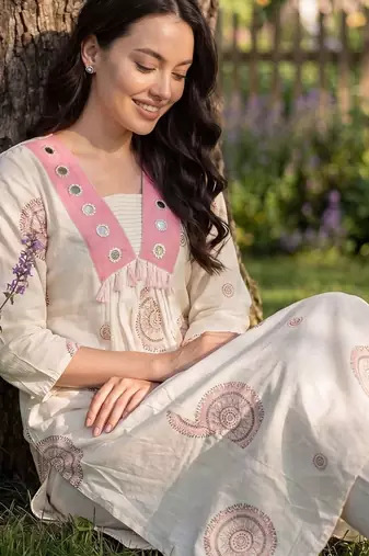 Women Ethnic Motifs Printed Mirror Work Cotton Kurta with Trousers