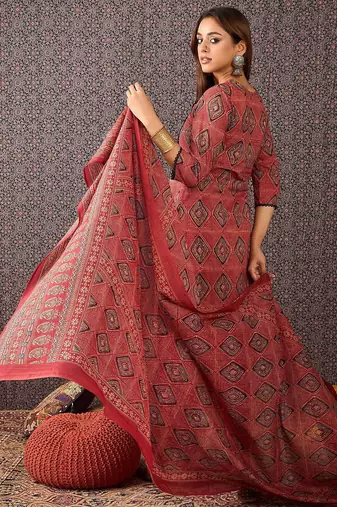 Geometric Printed Mirror Work Cotton Kurta With Trousers & Dupatta