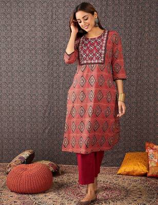 Geometric Printed Mirror Work Cotton Kurta With Trousers & Dupatta 5