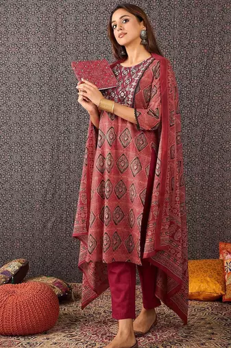 Geometric Printed Mirror Work Cotton Kurta With Trousers & Dupatta
