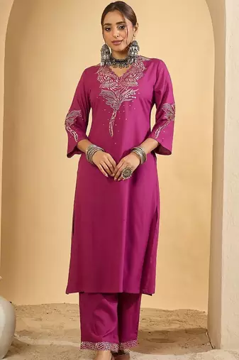 Women Ethnic Motifs Embroidered Thread Work Kurta with Trousers
