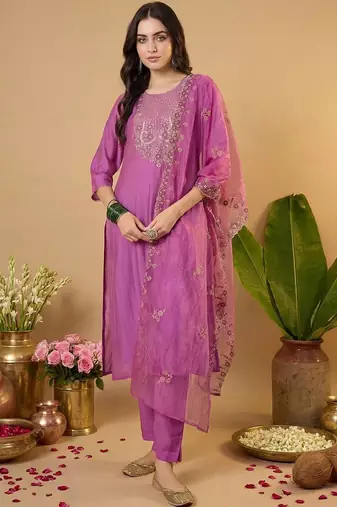 Women Ethnic Motifs Embroidered Kurta with Trousers & With Dupatta