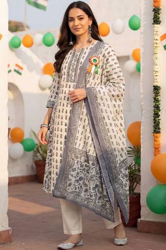 Women Ethnic Motifs Printed Cotton Kurta with Trousers & With Dupatta