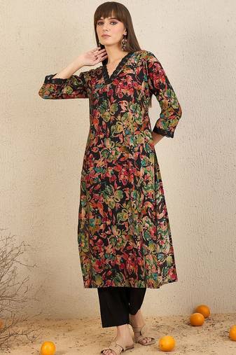 Floral Printed V-Neck Straight Kurta with Trousers
