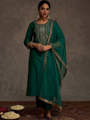 Women Ethnic Motifs Embroidered Liva Kurta with Trousers & With Dupatta 5
