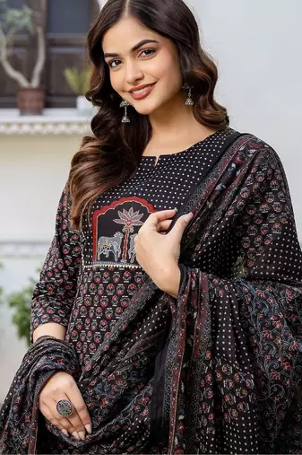 Women Ethnic Motifs Printed Cotton Kurta with Trousers & With Dupatta