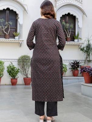 Women Ethnic Motifs Printed Cotton Kurta with Trousers & With Dupatta 3