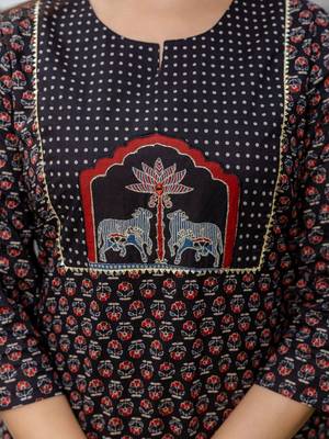 Women Ethnic Motifs Printed Cotton Kurta with Trousers & With Dupatta 7