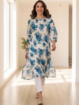 Women Floral Printed Beads and Stones Cotton Kurta with Trousers 3