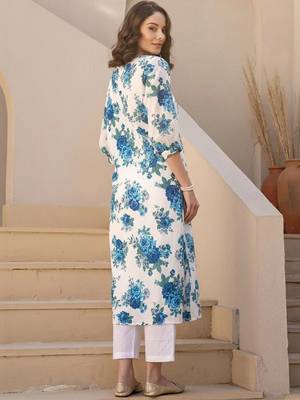 Women Floral Printed Beads and Stones Cotton Kurta with Trousers 7