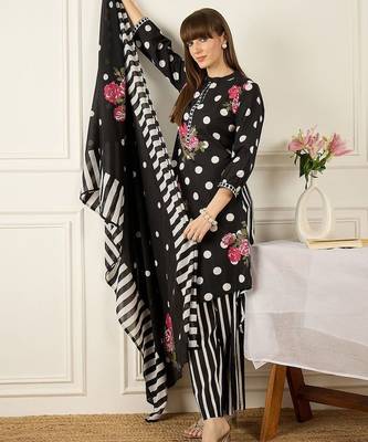 Women Floral Printed Cotton Kurta with Palazzos & With Dupatta 4