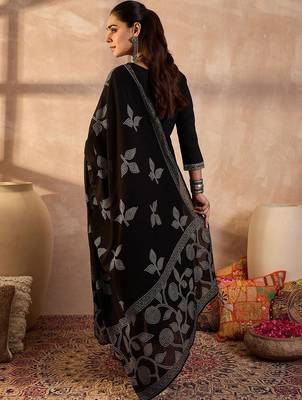 Women Ethnic Motifs Cotton Kurta with Trousers & With Dupatta 5