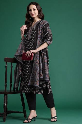 Ethnic Motifs Printed Panelled Cotton Kurta with Trousers & Dupatta