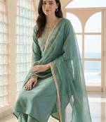Women Ethnic Motifs Embroidered Thread Work Kurta with Trousers & With Dupatta