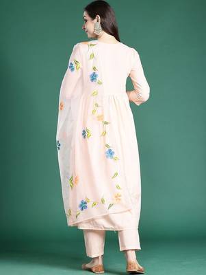 Floral Printed Empire Thread Work Cotton Kurta with Trousers & With Dupatta 6