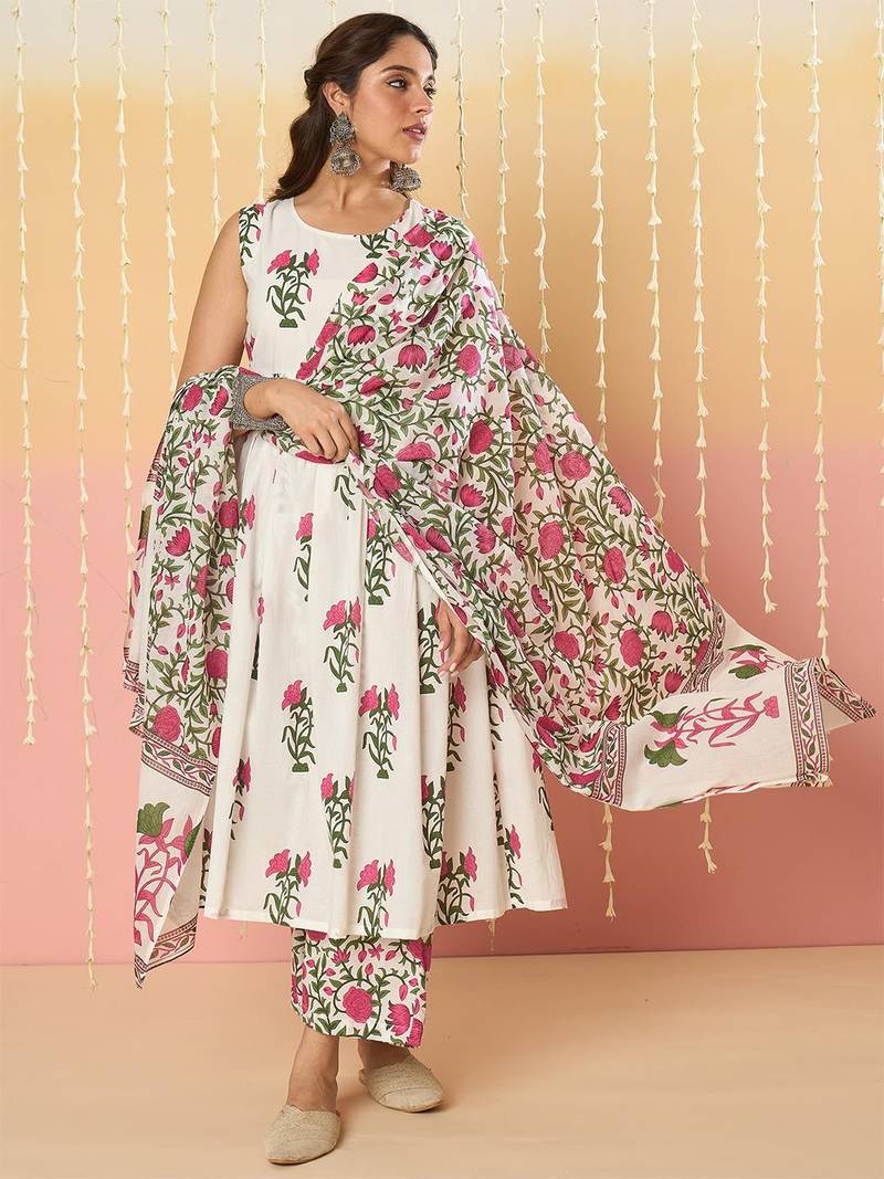 Women Floral Printed Cotton Kurta with Palazzos & With Dupatta