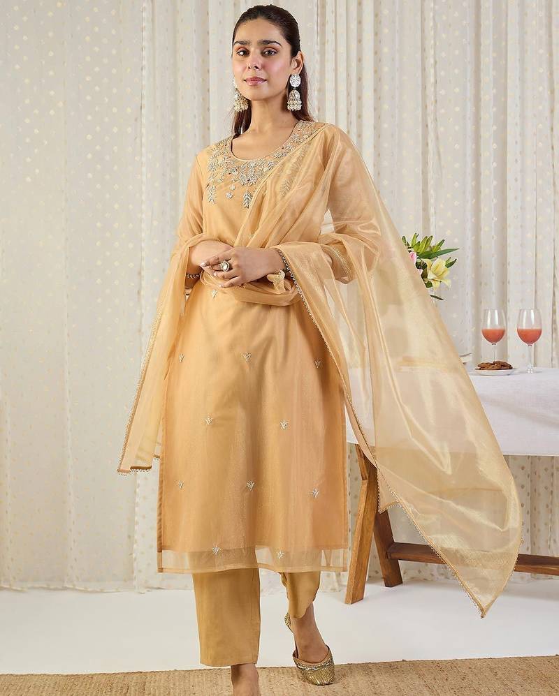 Women Ethnic Motifs Embroidered Sequinned Kurta with Trousers & With Dupatta