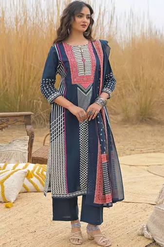 Women Printed Sequinned Cotton Kurta with Trousers & With Dupatta