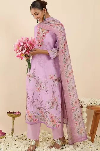 Women Floral Printed Thread Work Linen Kurta with Trousers & With Dupatta