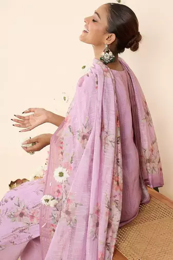 Women Floral Printed Thread Work Linen Kurta with Trousers & With Dupatta