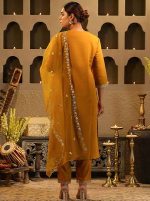 Women Ethnic Motifs Embroidered Kurta with Trousers & Dupatta 4