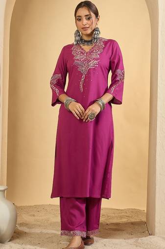 Women Embroidered Thread Work Kurta with Trousers
