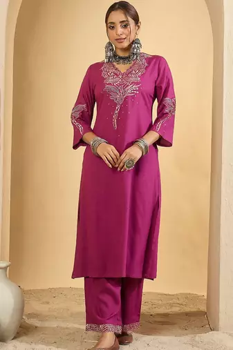 Women Embroidered Thread Work Kurta with Trousers