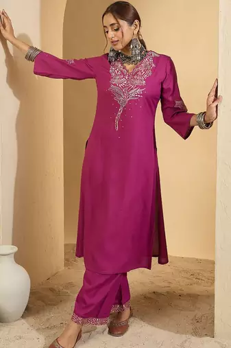 Women Embroidered Thread Work Kurta with Trousers