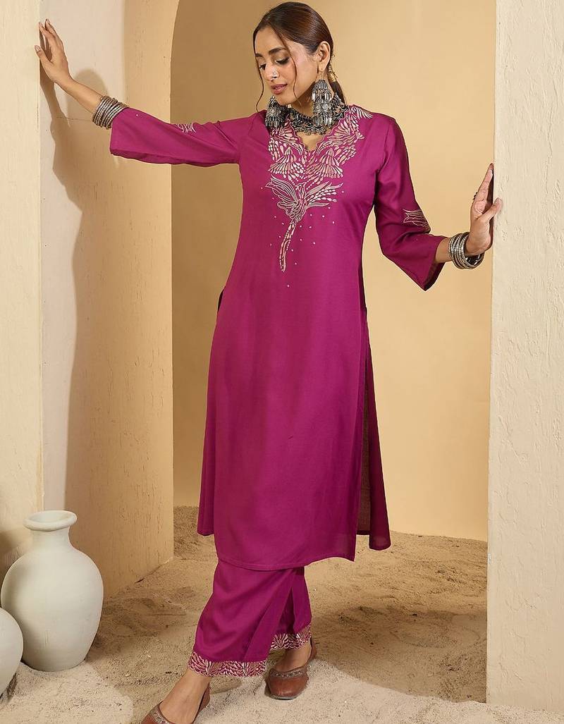Women Embroidered Thread Work Kurta with Trousers
