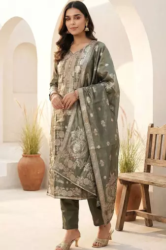 Women Ethnic Motifs Kurta with Trousers & With Dupatta